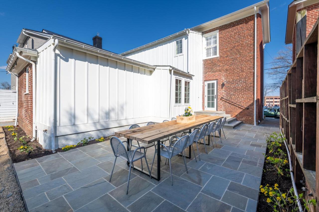 Boutique Room Steps From Downtown Mall Rose Jean - Room 4 Charlottesville Exteriör bild
