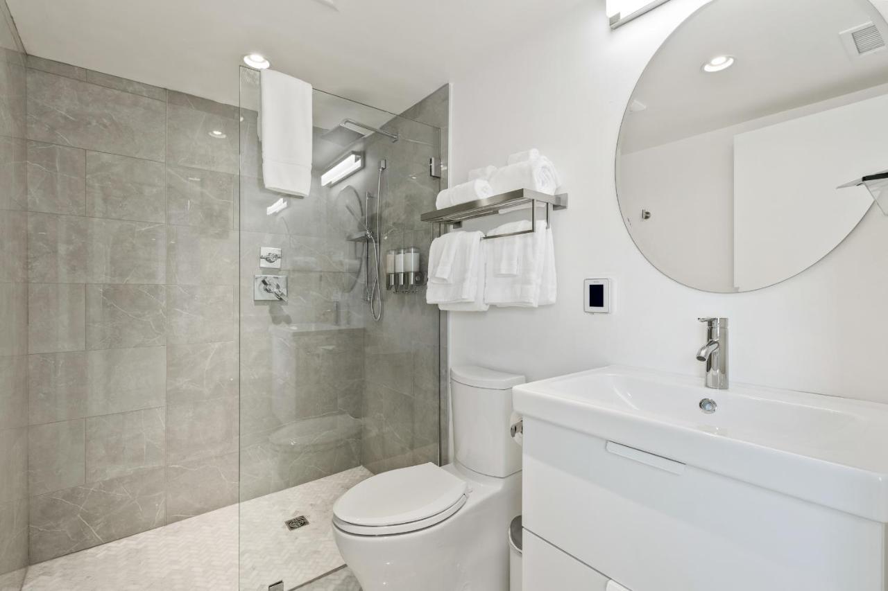 Boutique Room Steps From Downtown Mall Rose Jean - Room 4 Charlottesville Exteriör bild