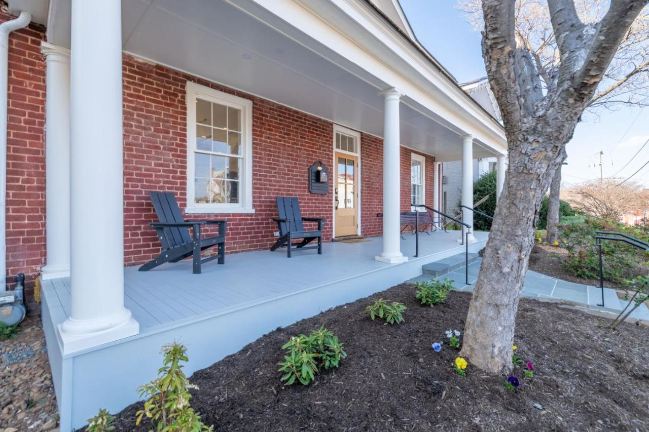 Boutique Room Steps From Downtown Mall Rose Jean - Room 4 Charlottesville Exteriör bild