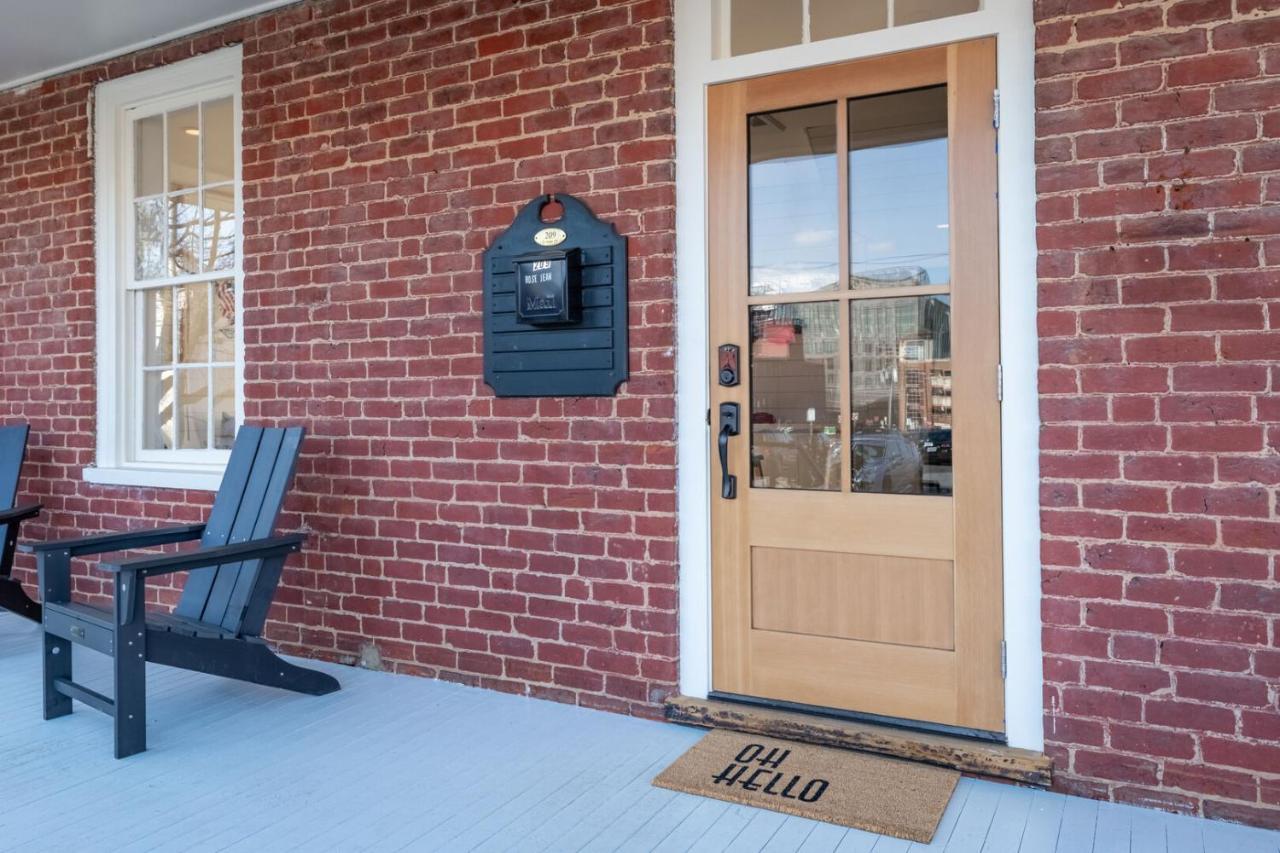 Boutique Room Steps From Downtown Mall Rose Jean - Room 4 Charlottesville Exteriör bild